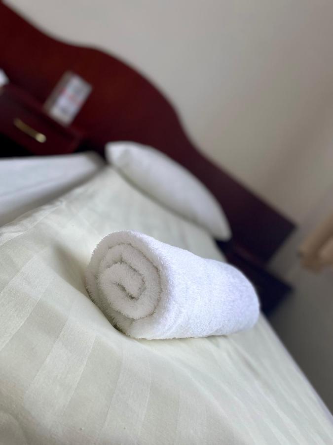 Dom Turysty Sanok Aparthotel Kültér fotó