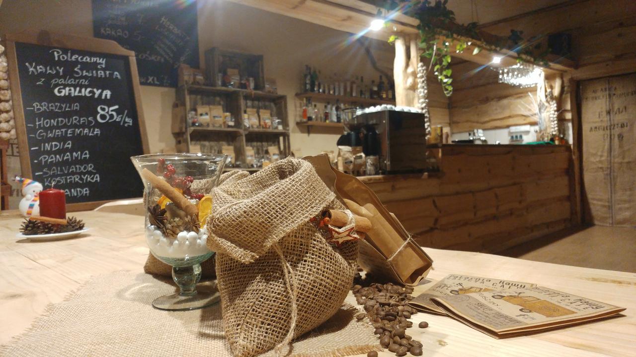 Dom Turysty Sanok Aparthotel Kültér fotó